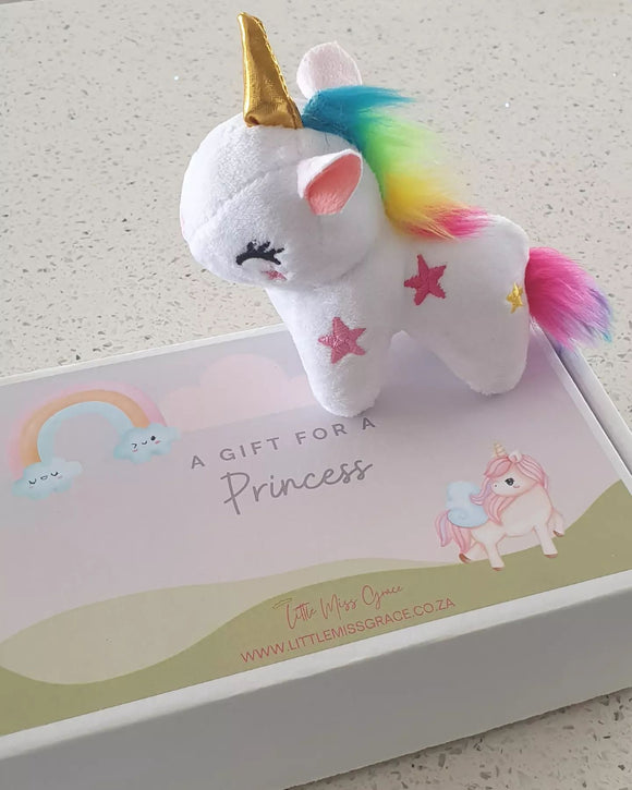 Children's small  plush unicorn with gift shipping box