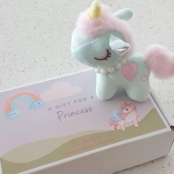Children's gift box with mini unicorn