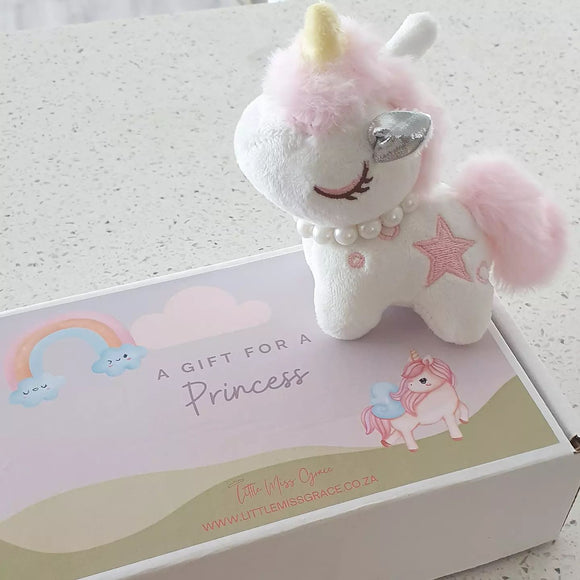 Children's gift shipping box with mini unicorn